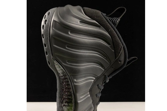 One Air Nike 314996-001 Anthracite Foamposite 0304